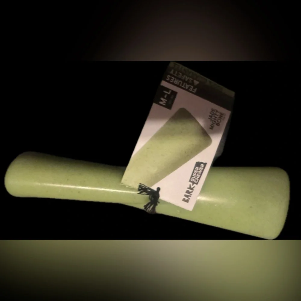 Bark box superchewer mighty Jade bone L-XL Dog Toy NEW